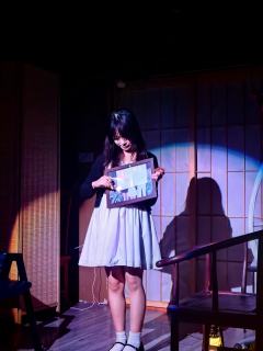 出现了，塑料大棚的双郑，剧本杀届唯一真骨k情侣位！

体验角