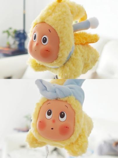 想买正版买不到，看到个可爱的顺手买了，没想到这么可爱，喜欢的不行😂毛绒质感什么的也都不错😂圆嘟嘟的脸，甚至还有个可爱的小翘鼻