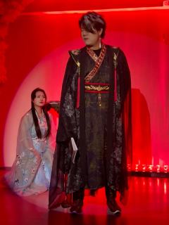 【人生若只如初见,遇见已是上上签。
朱懿辰,你一定是上天许我