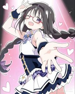 啊啊啊焰泥素一块香香软软滴蓝莓黑巧小蛋糕！