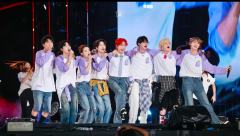 名侦探学院，______________
（群像无敌）