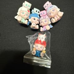 不愧是超隐，直播间里粉嫩嫩的，到手因为低温直接变彩色了，实物