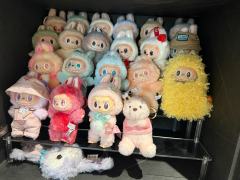 新的拉布布小搪胶要不要入手？感觉品控不是很好，些许纠结，昨晚