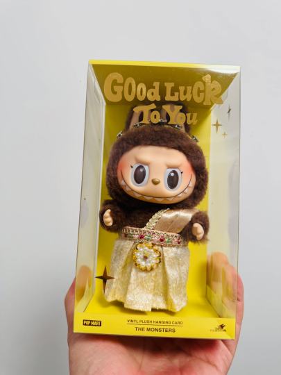 买不到隐藏是不是可以买它，就是穿了衣服而已。安全下车，还是很正的。