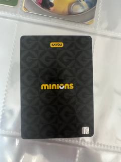 卡游小黄人第一弹，呆呆萌萌的，可惜今年没有新电影