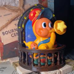 底座放上星星人跟我想象的一模一样！
晚霞降临～星星闪现
是星