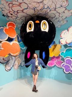 特地从云南跑到上海去看拉布布10周年展，但是进去总共20分钟