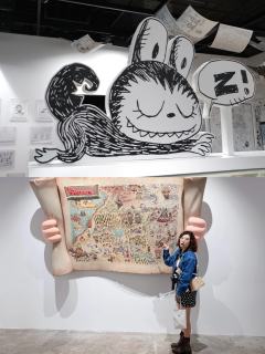 特地从云南跑到上海去看拉布布10周年展，但是进去总共20分钟