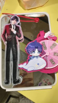 买了一堆，没有自己推的，有点死感