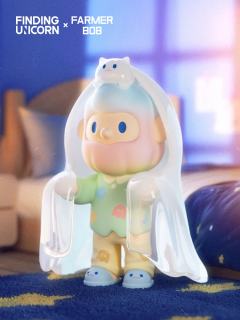 回忆是一座无声的剧场
思绪轻转，TA们如无声帷幕
在意识深处