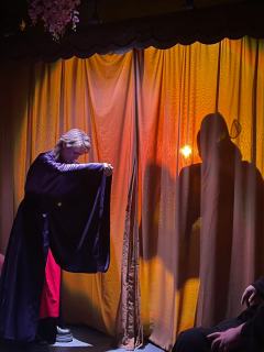 客观地说流芳应该是个好本，而且面剧人的演绎无可挑剔，但不适合