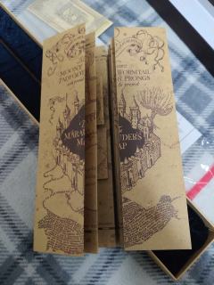 收到的第二根赫敏的魔杖，第一根是去年生日朋友送的，这根是今年