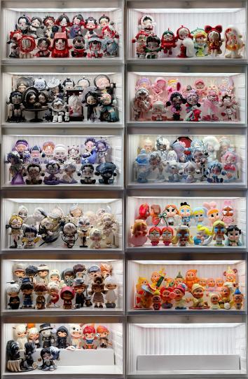 从密林入坑到现在 真的觉得sp一直在进步
这次餐桌系列感觉无敌好看 设计非常突破
如果别的ip做餐桌 我想不会做出这种感觉
刀叉那两只出图透的时候真的惊艳到了！

但sp为什么会破发？
我觉得是因为大