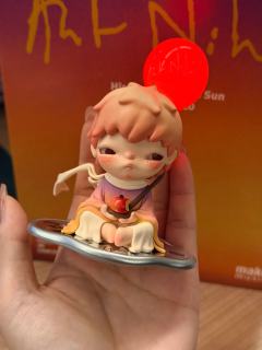 孙燕姿小野联名 
这颗苹果🍎细节太满了！