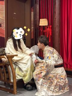 “方生方死，方死方生”
“这支签的意思是：事物自生之时，就开