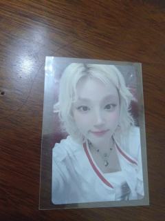 拍着有点显白头发，不要介意。帮看看是真卡假卡