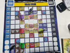 “我是泥巴！/好玩好玩！/我来教你怎么做人吧！”

体验角色