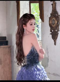 白鹿美图
冲200粉！！！