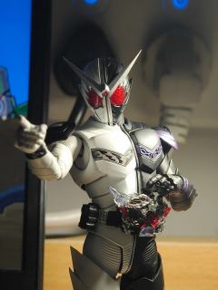 我们是二人一体的假面骑士