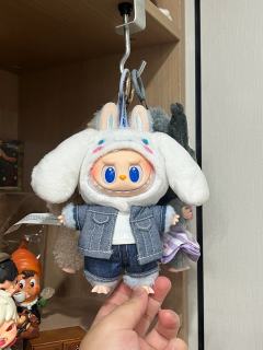 到底是谁会不喜欢我们这么可爱的大耳狗Labubu？！
实物真