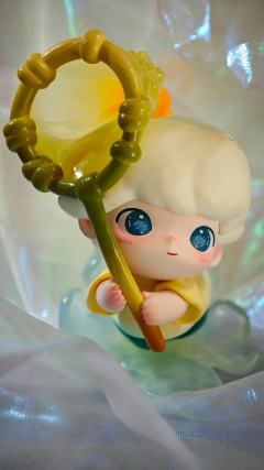 🌿 Dimoo·捕捉春天

发梢的小花随春风晃成嫩绿色涟漪