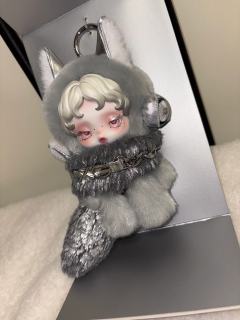 SKULLPANDA × XG 日本限定毛绒公仔挂件，独一无