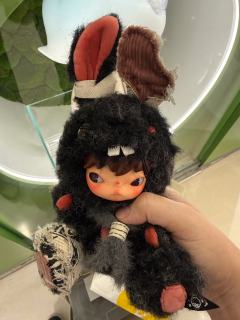 还能说什么呢，真不亏，199得到一个娃还有一个垃圾桶，珍惜吧