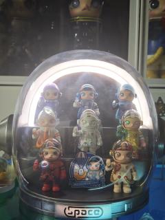 Mega space Molly 就是要配上棱镜才好看，
超