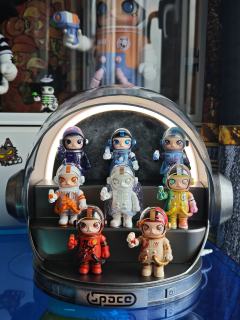 Mega space Molly 就是要配上棱镜才好看，
超