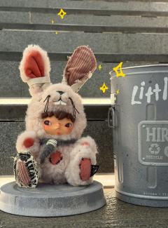 野子哥最推荐的毛绒！是这只浅粉色的兔子毛绒挂件！🐰🎀这是