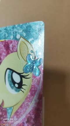 抽到了最喜欢的柔柔，但为什么这里少一块滴胶这是正常的吗