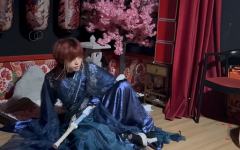 苏浅语测评 “我爱你爱到恨你”
苏浅语来啦！
也是站起来了，