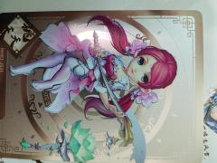 谁能告诉我这三张卡的价值啊。。。
一张是桃夭夭的银卡，然后还