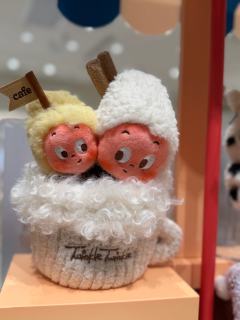 今天特地去楼下看了实物
还是被可爱到了⭐️
方盘放吐司很适合