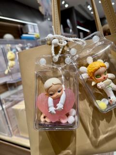 zsiga太火了吧，来晚ppmt门店的在日光下系列摆样都没了