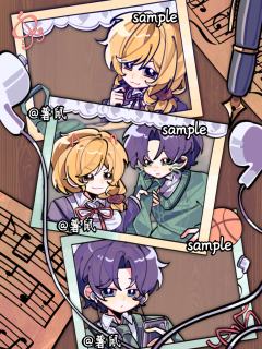 一个坐姿抱娃贴贴，三张拍立得+奇怪的美工，一个美食Q，一个m