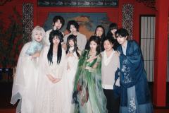 这个青白简直是太太太好玩了，不枉我期待了三个月，一丁点剧透不