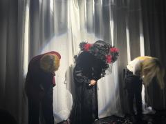 “欢迎各位玩家来到赤溪的世界，你将扮演的角色是…”
哦不，串