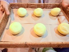 快看！那个女人又拿着大卡进来了，这次又轮到谁？(后附不剧透的