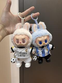 “我的快乐是具象的”⚽️  
毛绒兔兔穿上葡国7号战袍！  