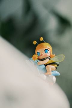 -
和MOLLY一起 
看沿路的风景

