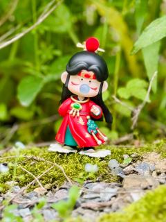 一块宝玉、一株仙草
Nanci化身宝黛
红楼迷与古风手办党狂