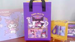 一份迟到的联名，来的时候我想要的库洛米冰箱贴、对对杯已经没了