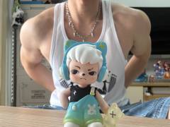 rayan好多男粉啊
新品会赠送rayan手办的购买权
可以