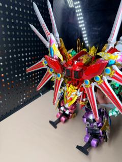 颜值最高的一代战神，全身金属漆涂装，高达百分之95以上的还原