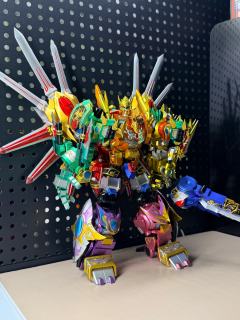 颜值最高的一代战神，全身金属漆涂装，高达百分之95以上的还原