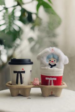 -
BOB和RICO愈见肯德基

来两杯肯悦咖啡☕️