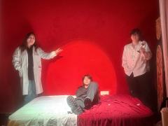 本场dm
演员表:
酒神:白给
迟曜:桃子
裘易:汤汤
斯嘉