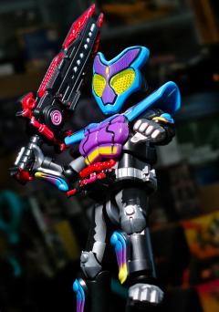 加布最可爱的形态还得是软糖形态
两位数即可抽的布鲁可假面骑士