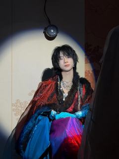 剧本杀届终于迎来了蕞严厉的的爹系CP 方逆
「他知道这世上无